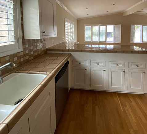 Kitchen remodeling project in Manhattan Beach before picture