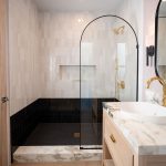Bathroom remodel on Mountain View Ave, Los Angeles