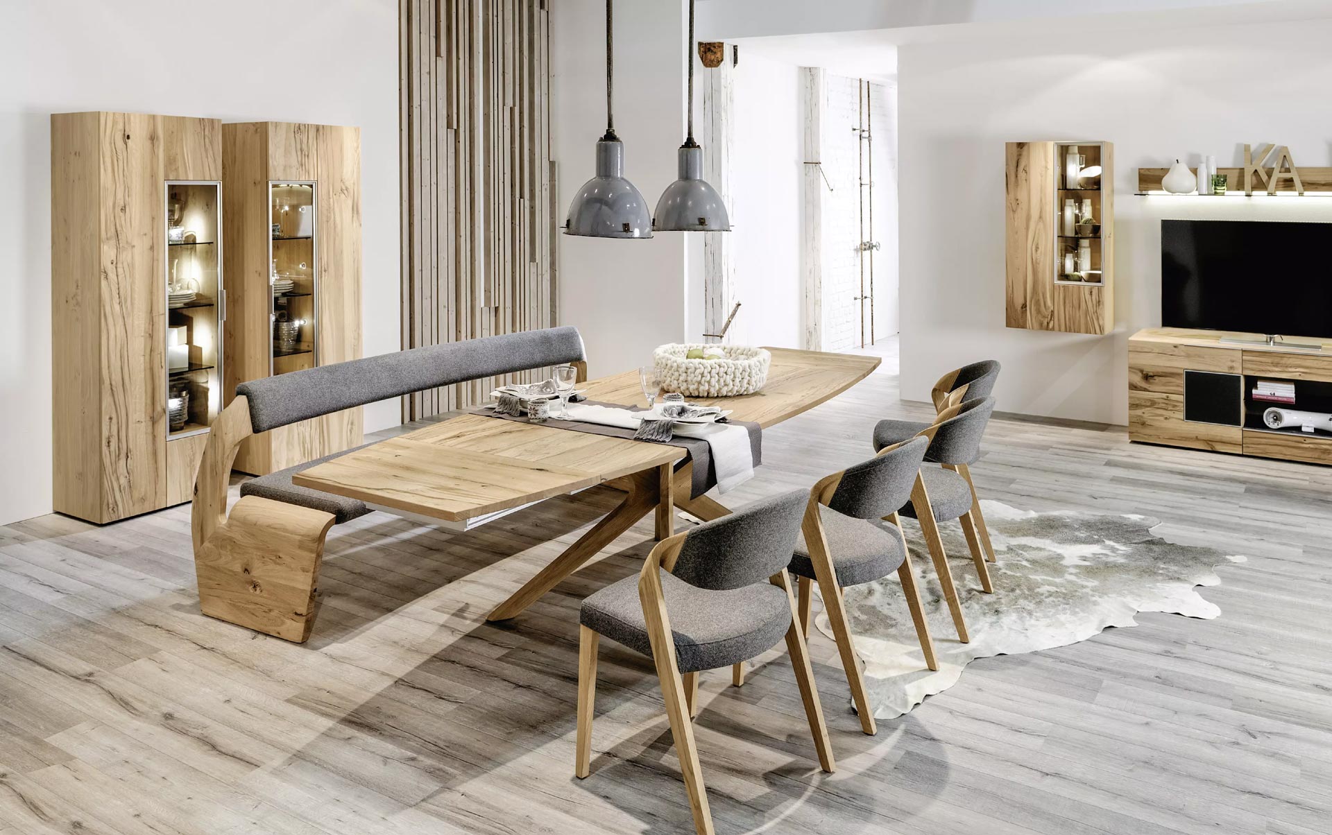 The Ultimate Guide to Using Reclaimed Wood in Home Remodeling