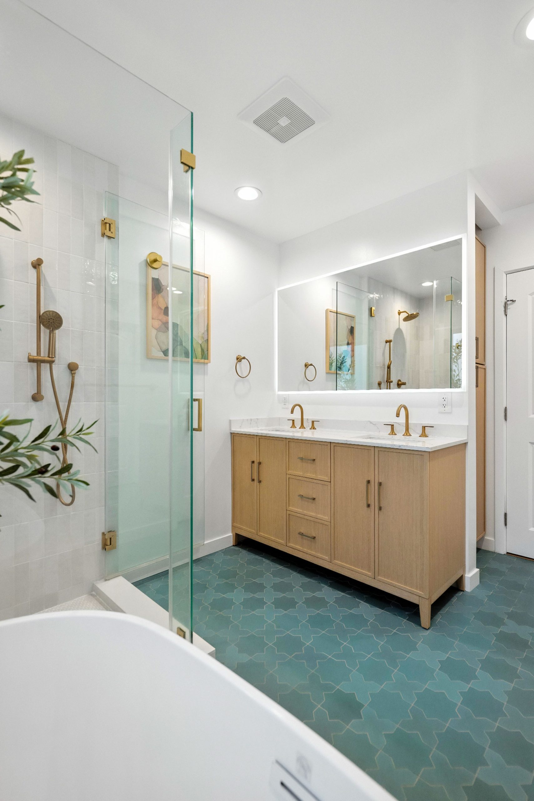 Crescent Heights Bathroom Remodel About Pic 1
