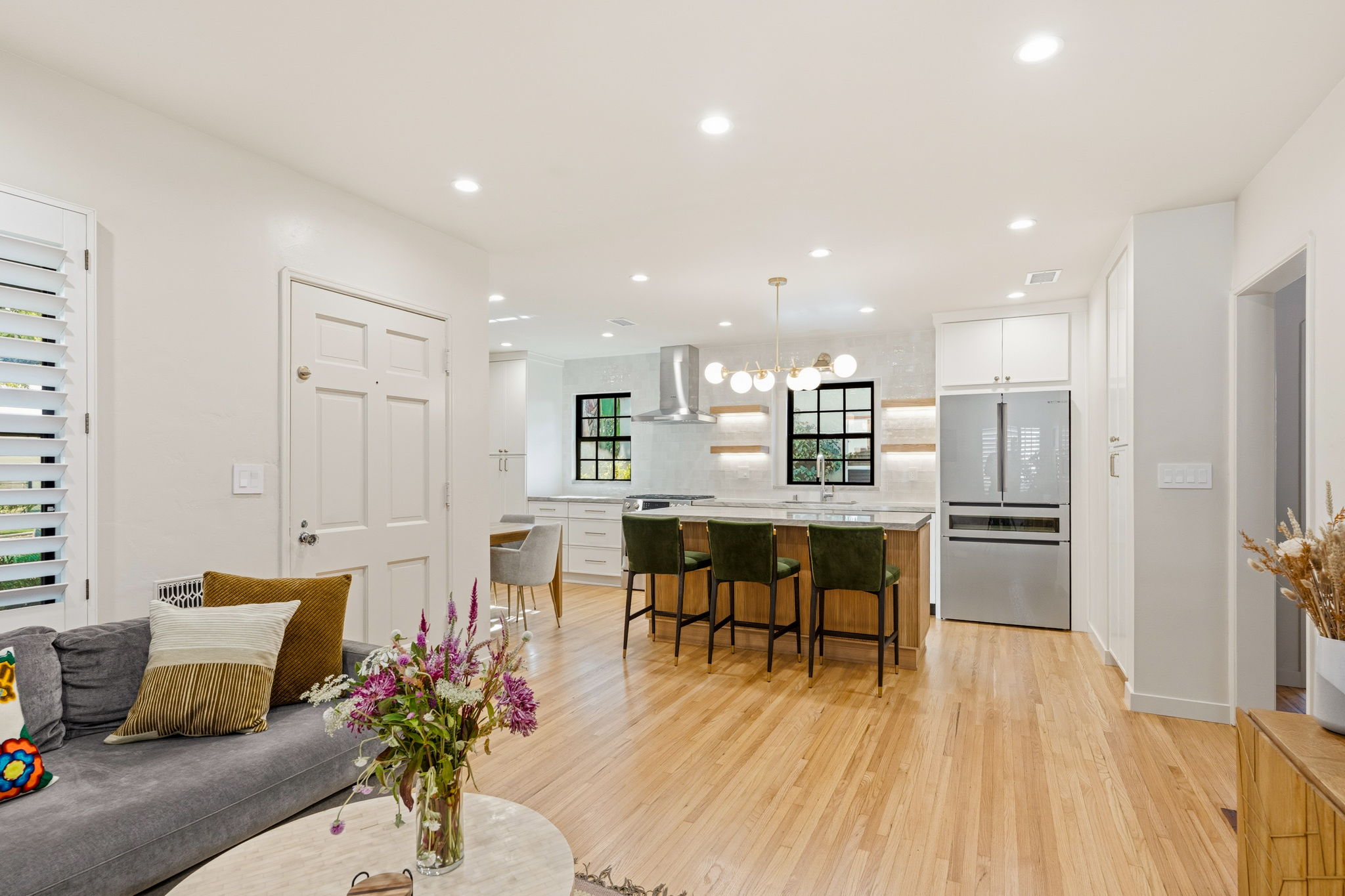 - Oasis Builders, Inc. Open Concept Long Beach Renovation