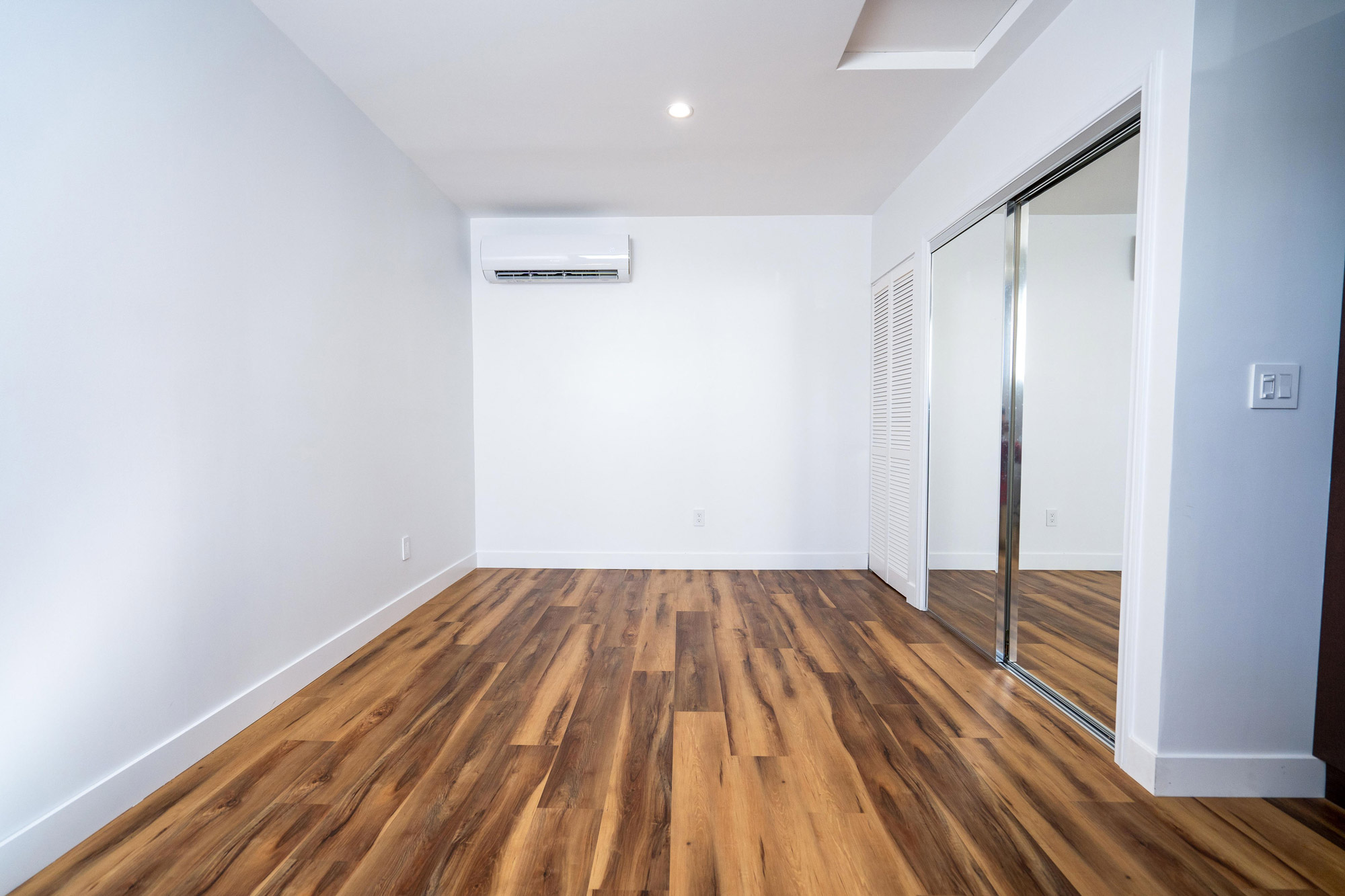 - Oasis Builders, Inc. ADU Flooring