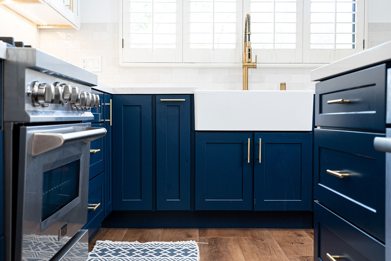 - Oasis Builders, Inc. Gold fixtures