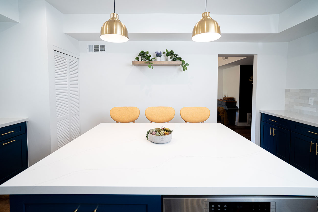 - Oasis Builders, Inc. Harman Detroit pendant lights