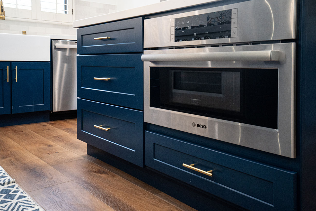 - Oasis Builders, Inc. Stainless steel appliances